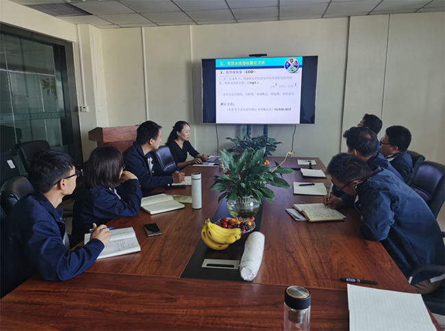 綠豐環(huán)保舉辦污水站運營部水質(zhì)化驗專業(yè)知識培訓交流會
